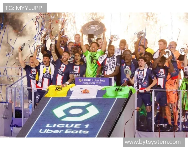 英超激战巴黎圣日耳曼逆转波尔图神扑时刻点燃全场激情